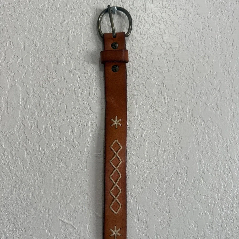 American Eagle Outfitters Mens Tan Brown Leather Belt Contrast Stitching 44 Inch
